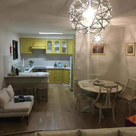 Nyaraló Referta House *