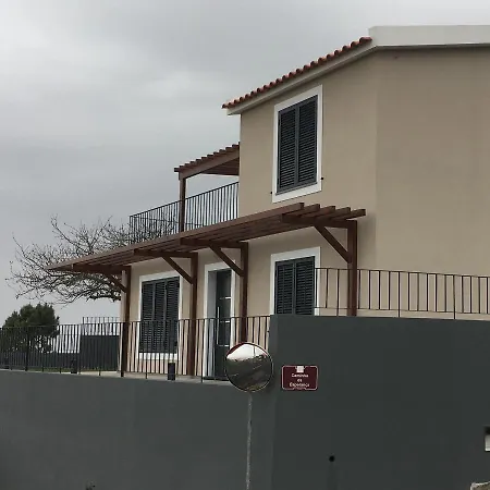 Nyaraló Referta House Calheta